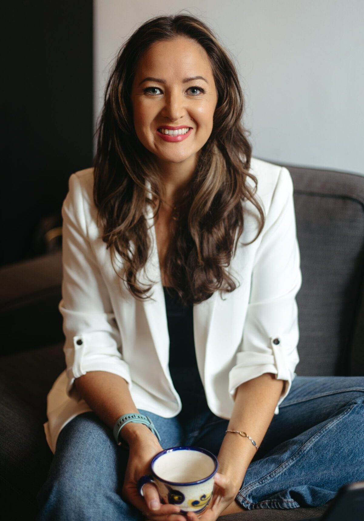 Liz Solano Certified Health Coach and Speaker supporting Leaders and Professionals